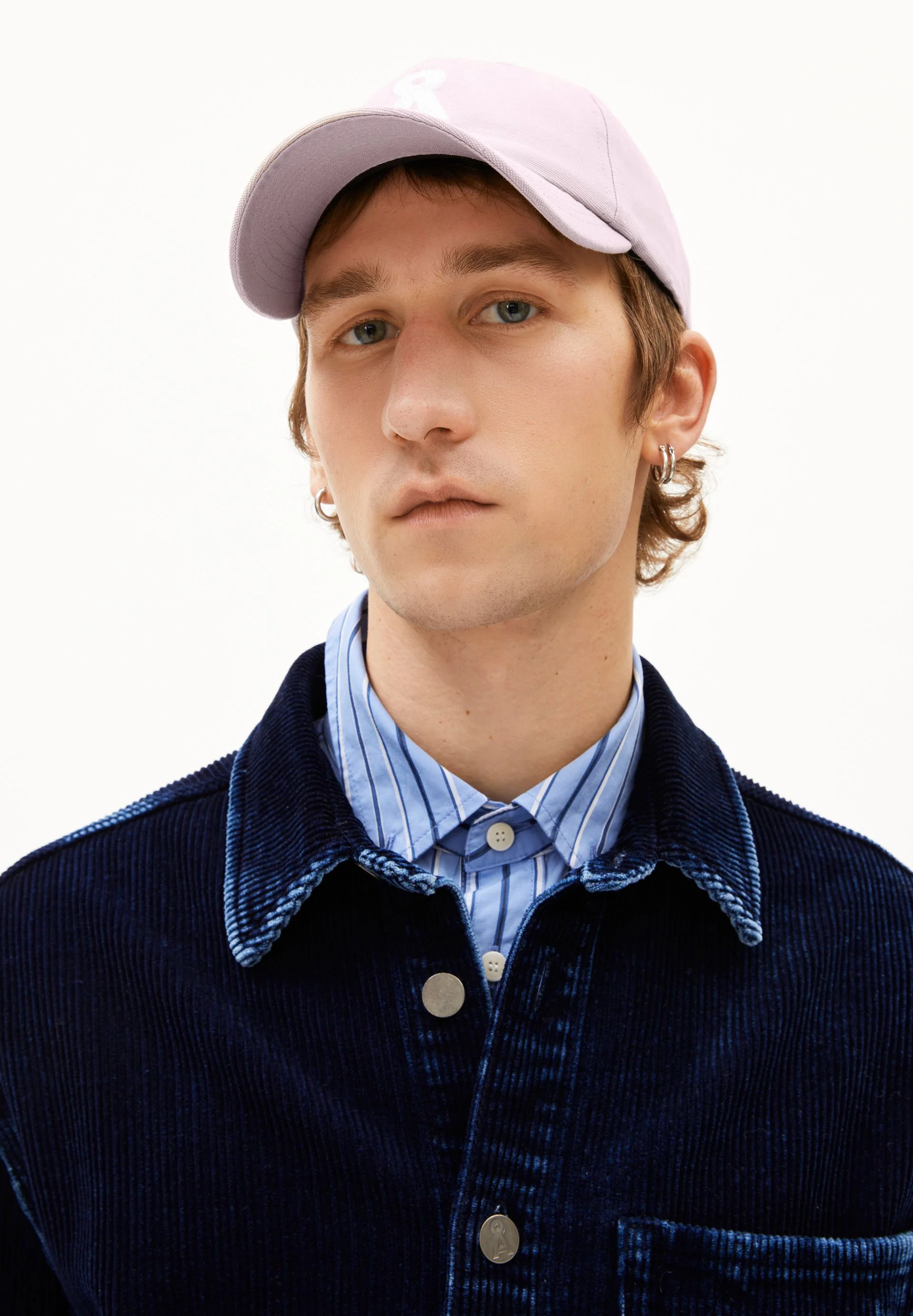 ICONIC Å YENAAS KAPPE