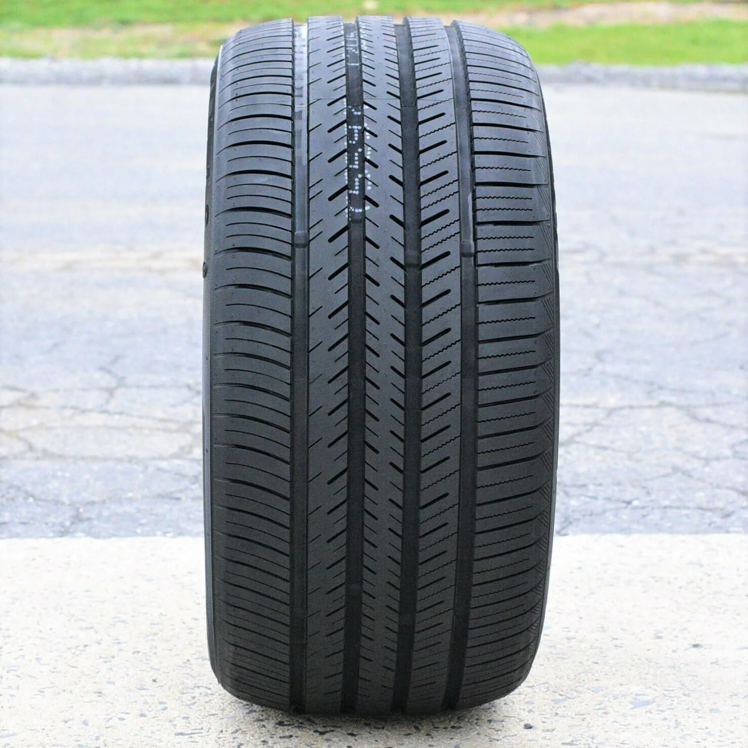Set of 4 (four) 255/30R20 92W XL high performance full season tyres suitable for: 2016-23 Audi TTS Quattro base