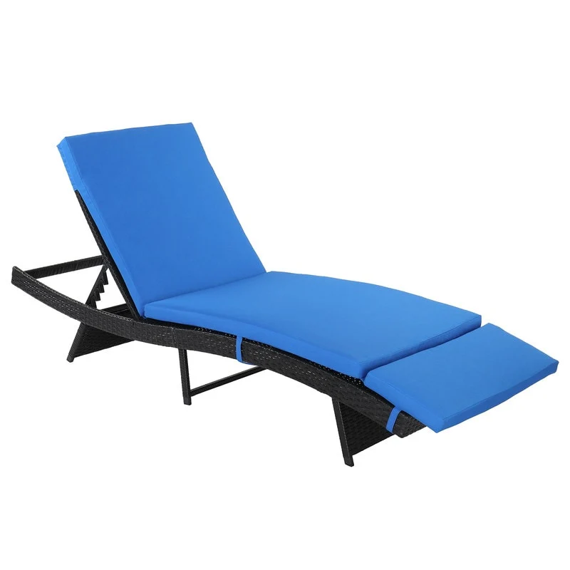 Patio Wicker Chaise Lounge with Cushion