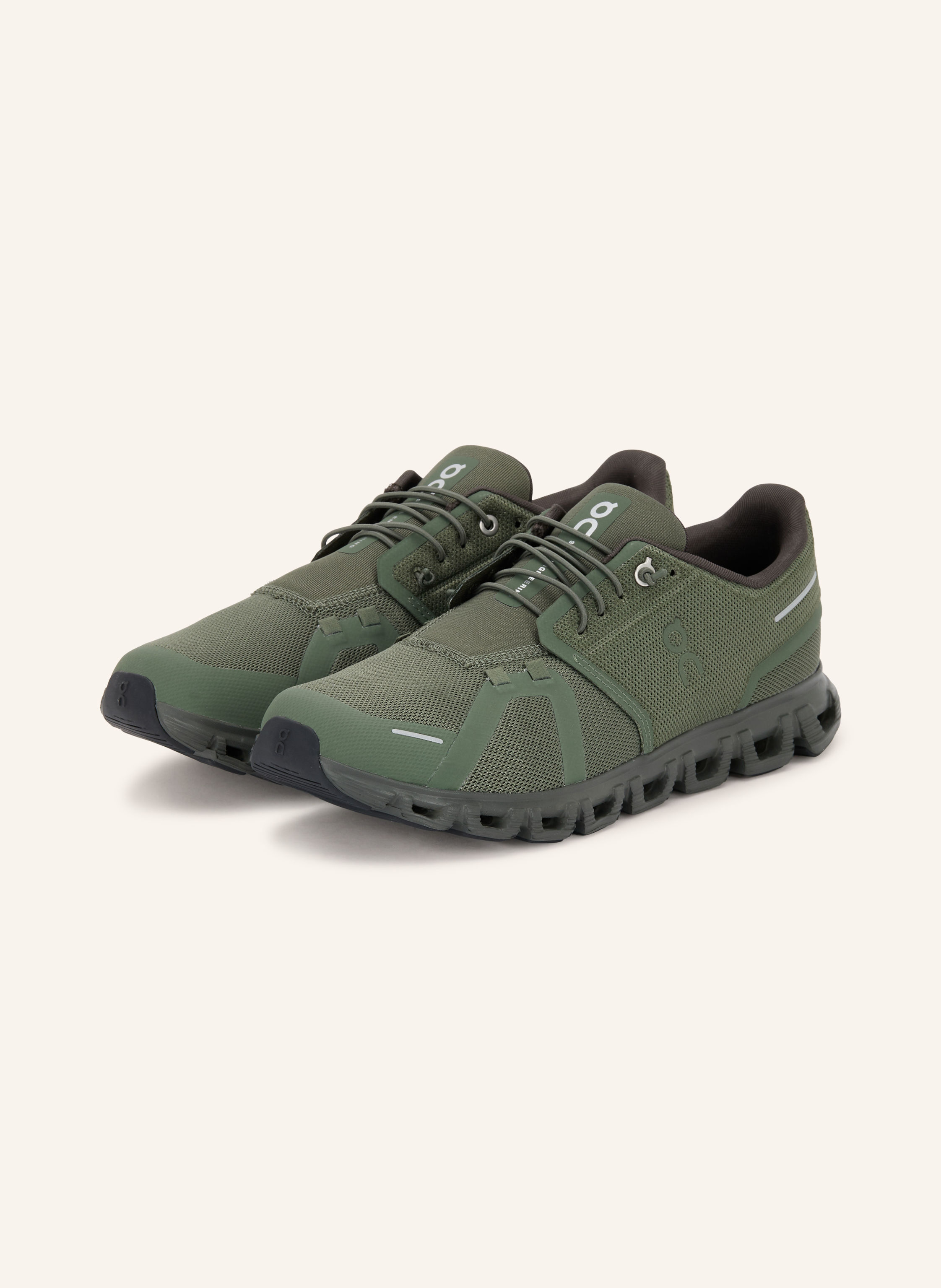 On Sneaker CLOUD 6