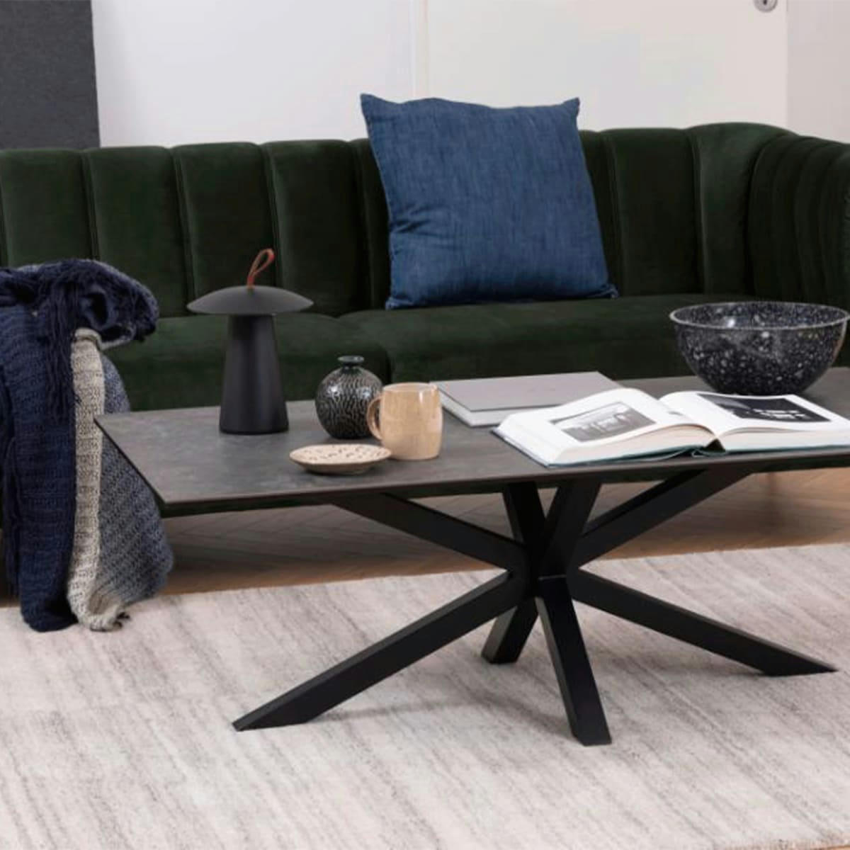 HAVAN - Table basse rectangulaire 130x70cm en céramique