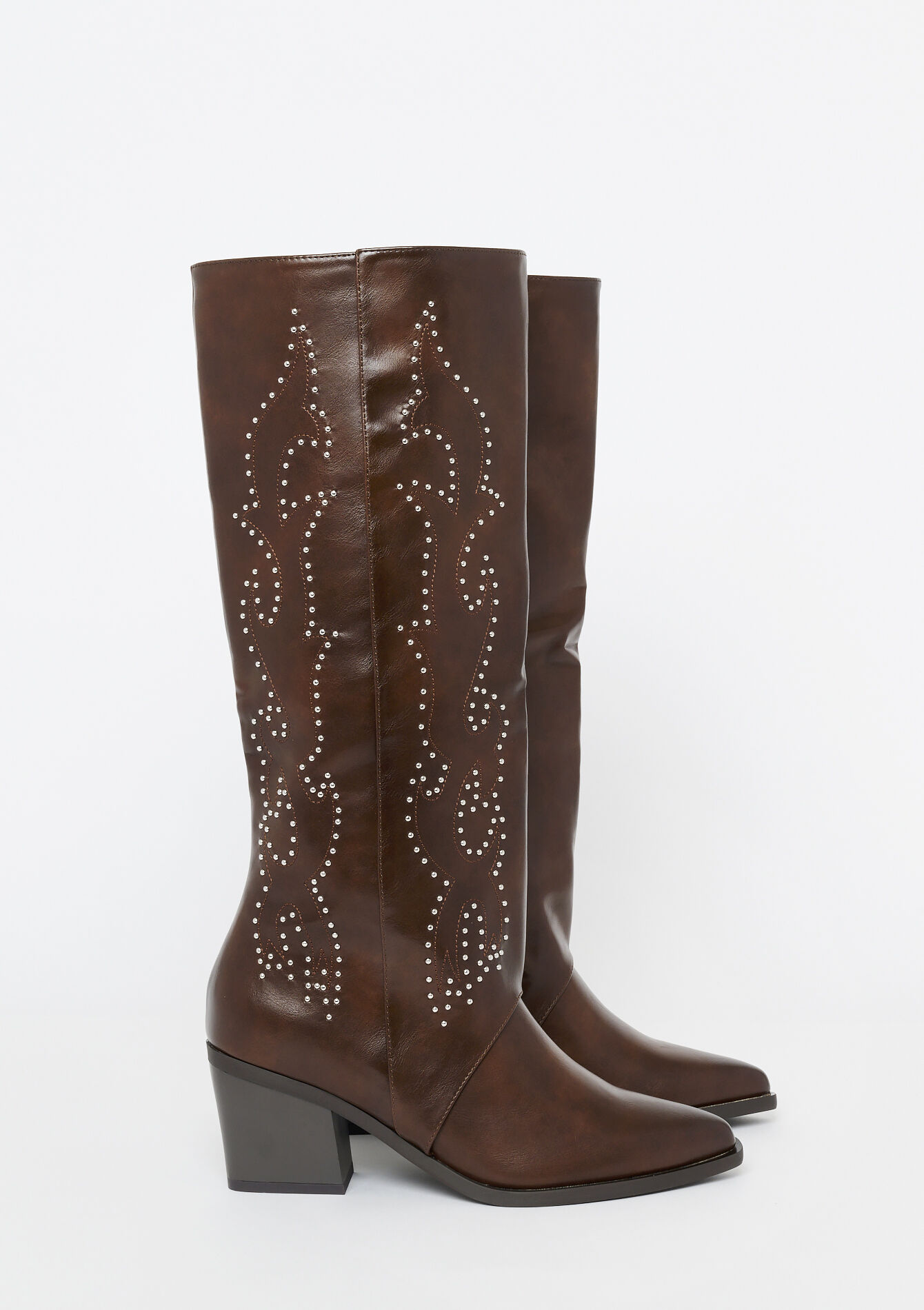 Hoge laarzen met studs