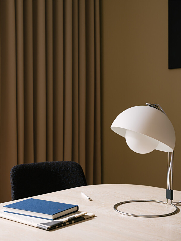 Lampe a poser flowerpot vp4 blanc mat - &tradition blanc