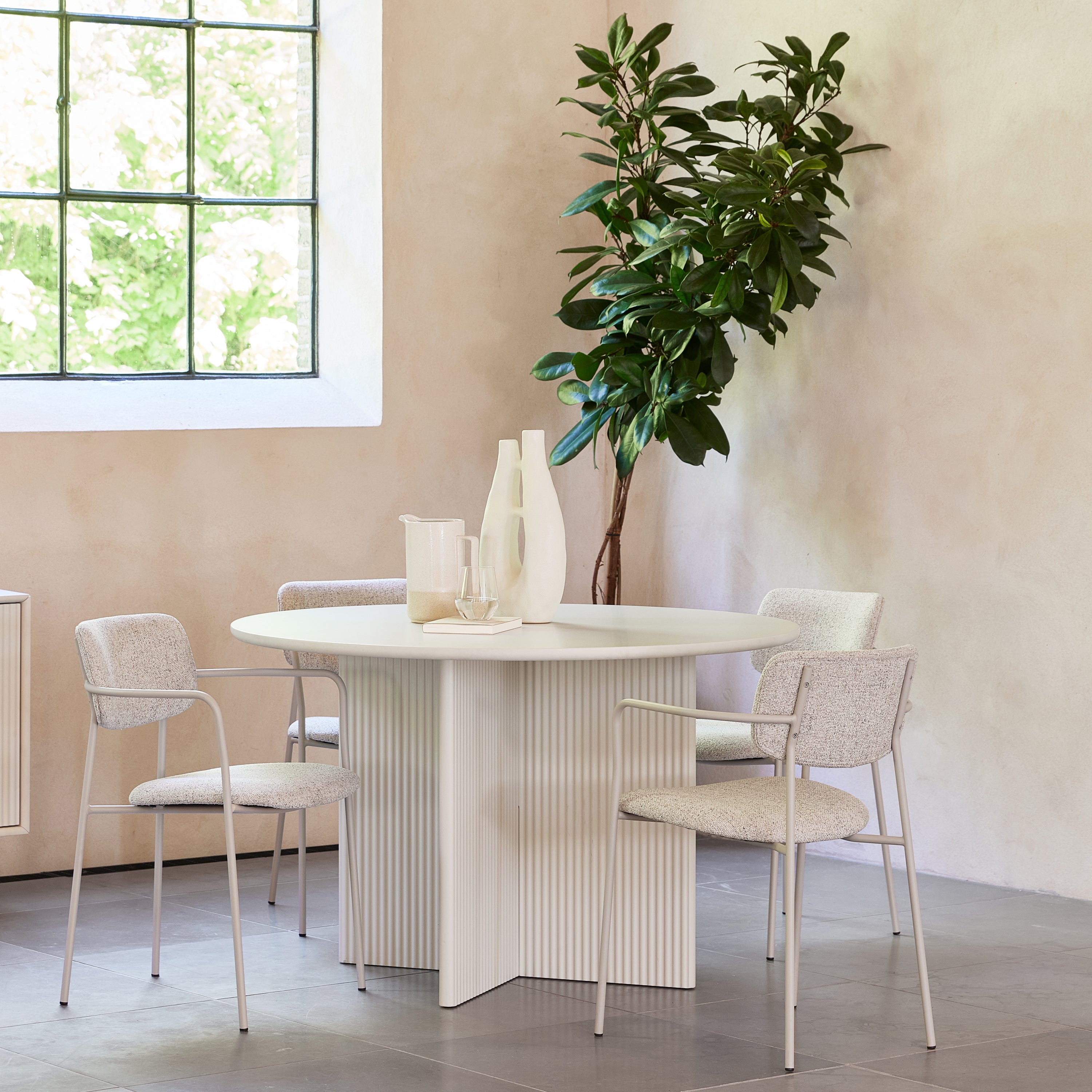 by fonQ Staple Eettafel Ø 110 cm - Greige