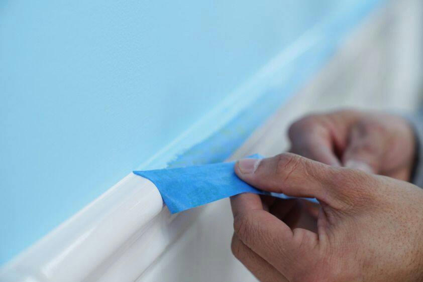 3M ScotchBlue Sharp Lines Multi-Surface Painter's Tape, UV-Resistant, 1.88-in x 60-yd
