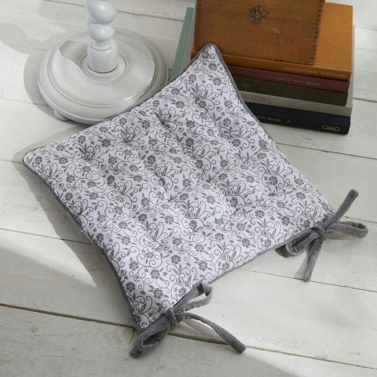 CHARME - Assise matelassée imprimé en coton gris 40x40