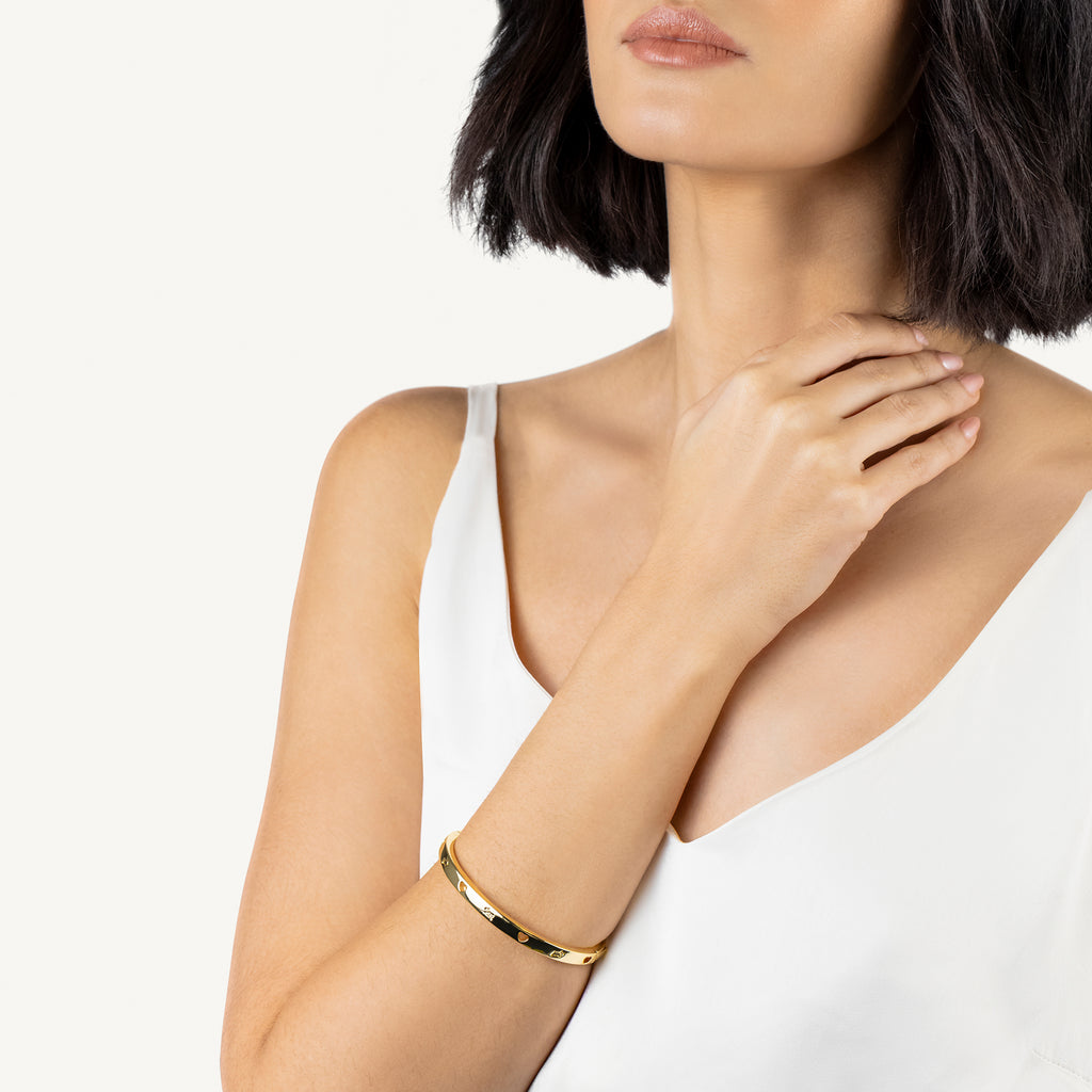 The Camden - Cut Out Heart And Dog Bangle
