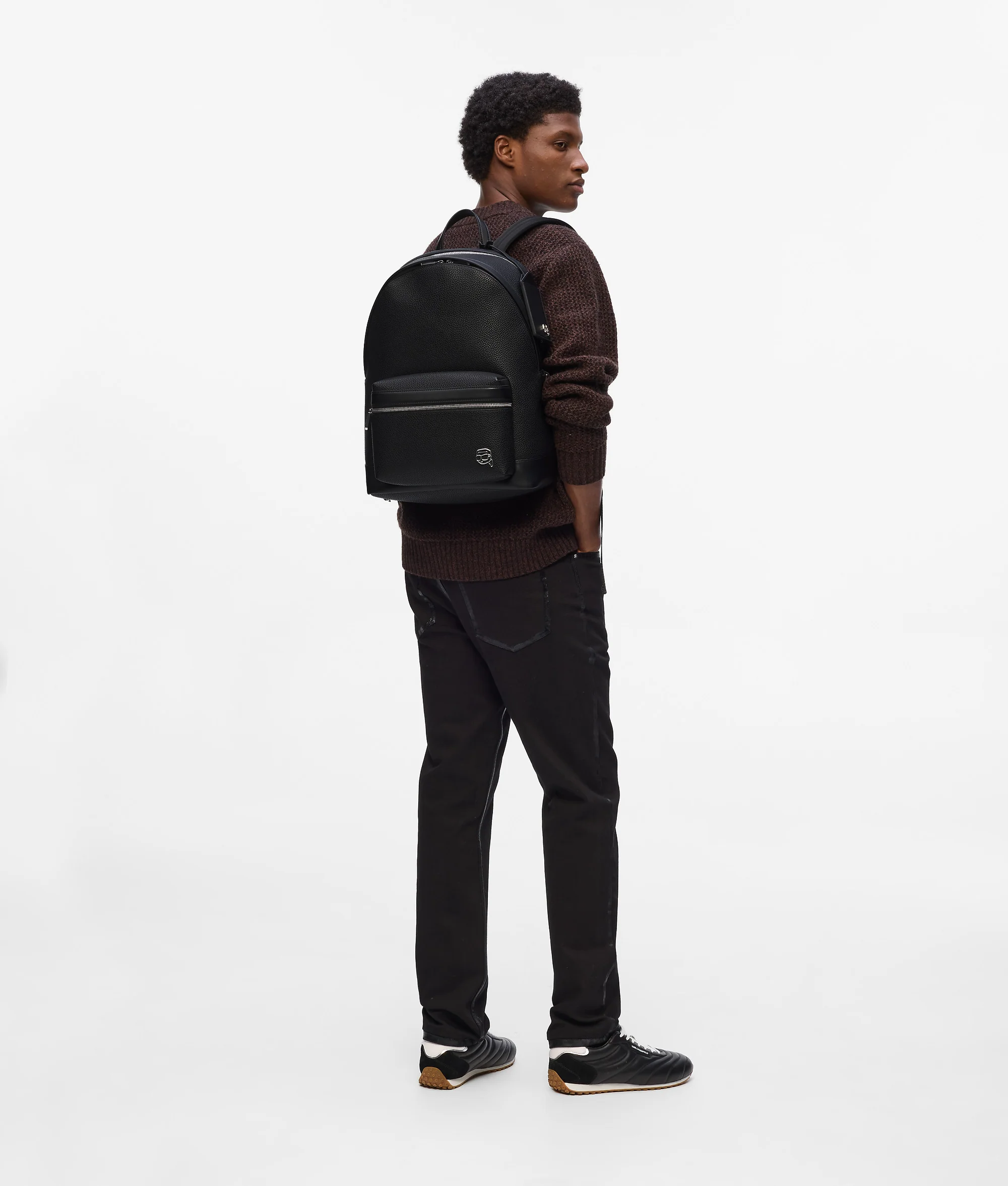Ikon outline backpack