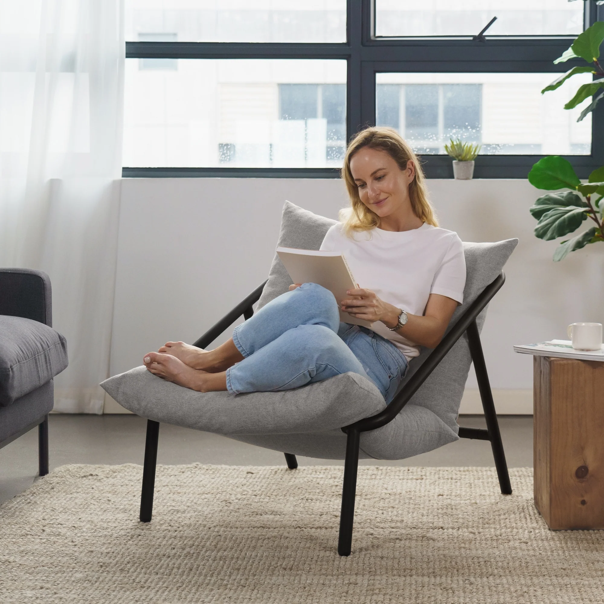 Priage by ZINUS Audrey Metal Sling Accent Chair