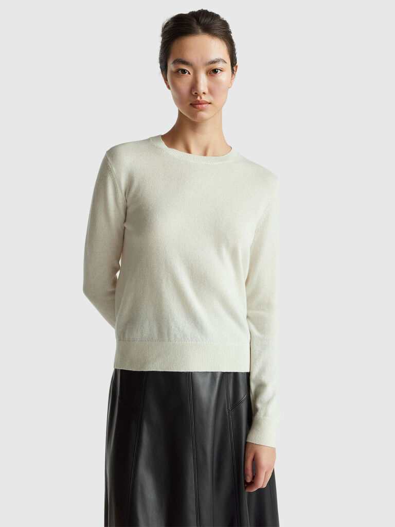 Cream white sweater in pure cashmere