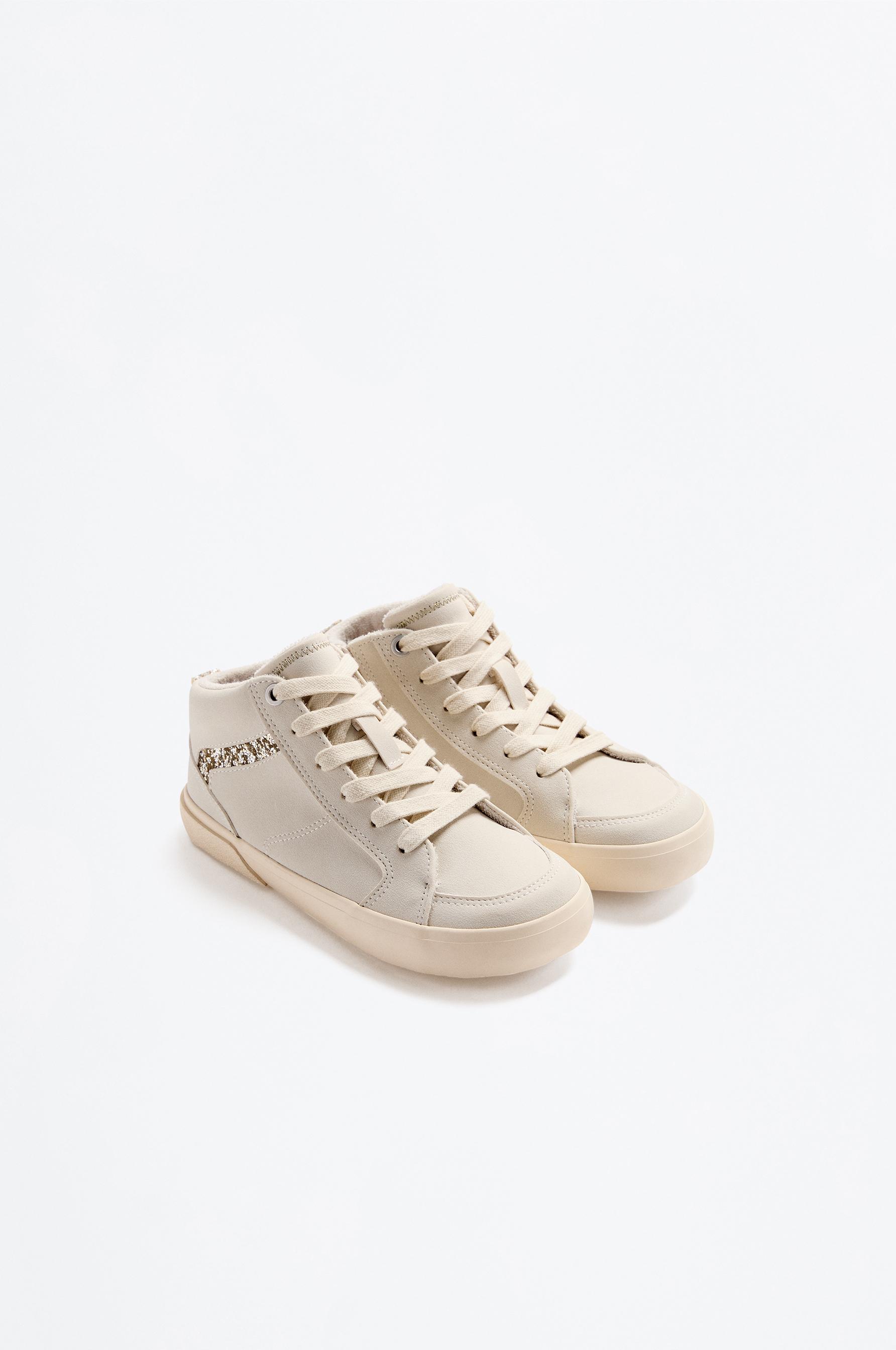 Zapatilla botín Barefoot brillos