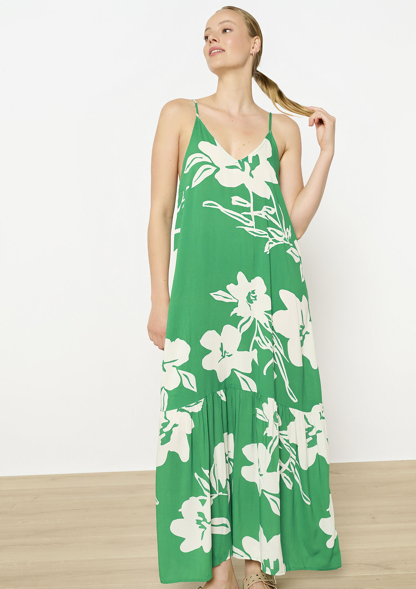 Lange jurk met spaghettibandjes