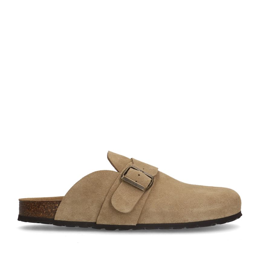 Manfield Beige suède slip ons