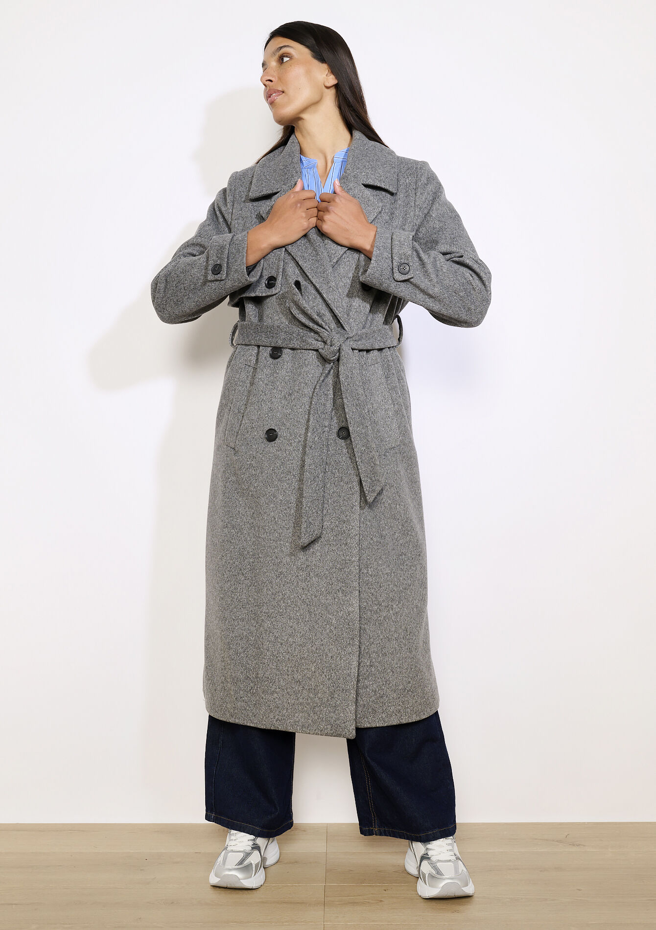 Lange mantel met ceintuur