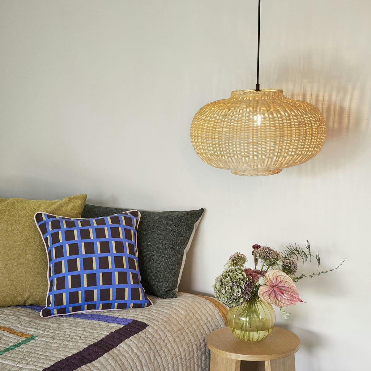 CHAND - Pendule en rotin naturel