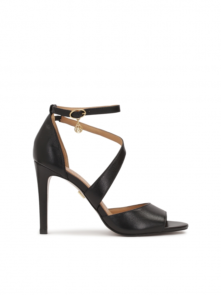 High stiletto sandals with a cross strap