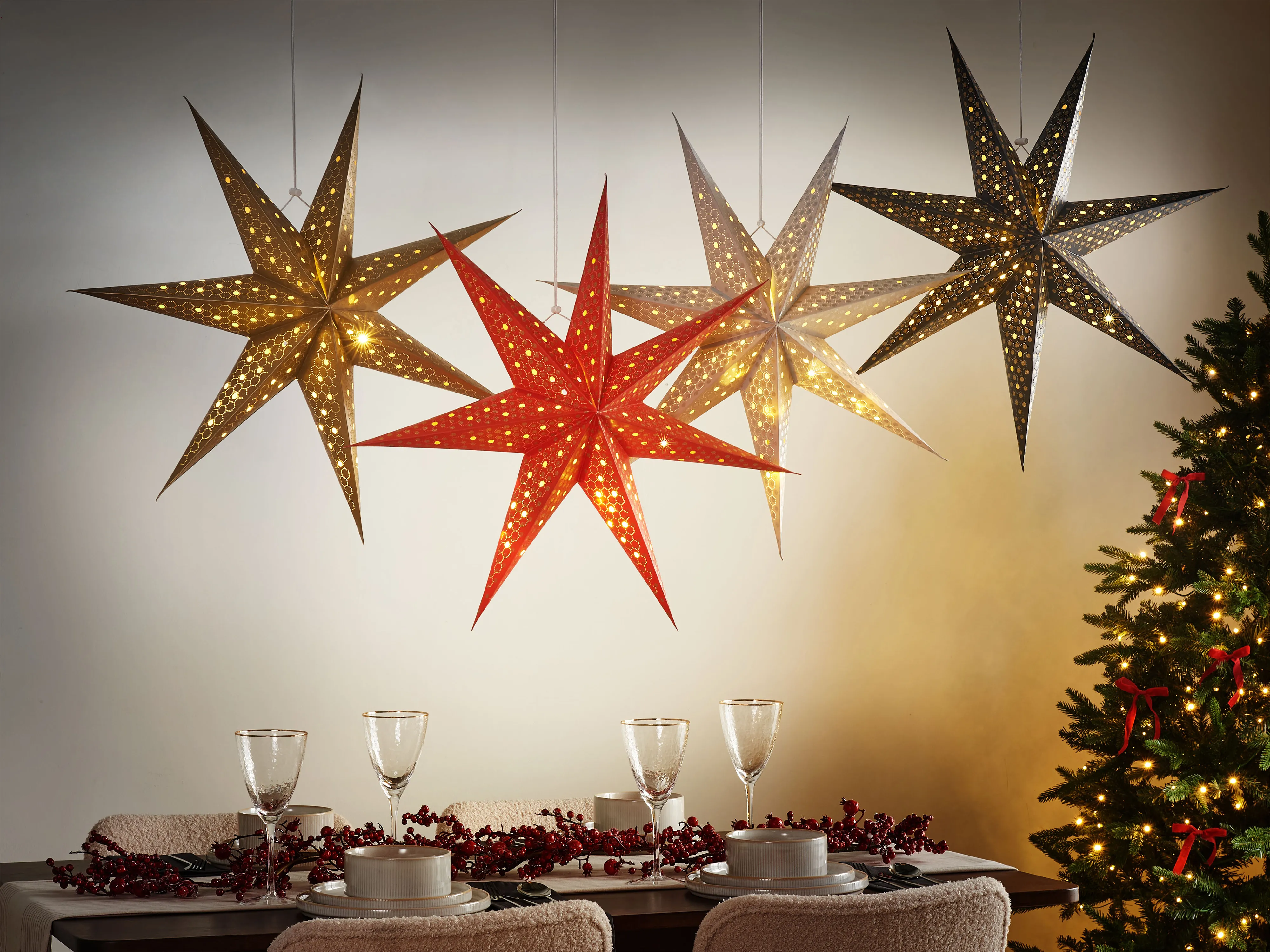Set of 4 Hanging Decorations LED KAMET Star 60 cm Multicolour