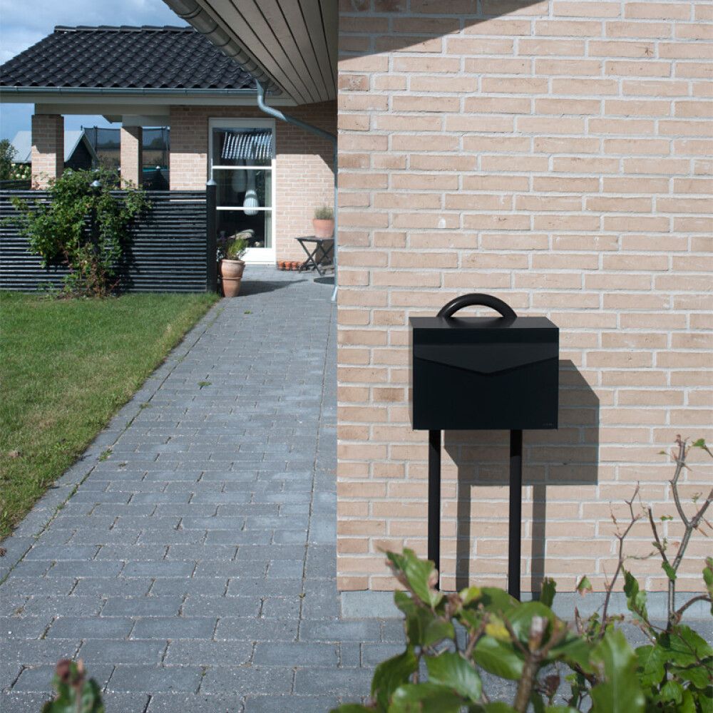 POSTKASSE MEFA LETTER 111 SVART
