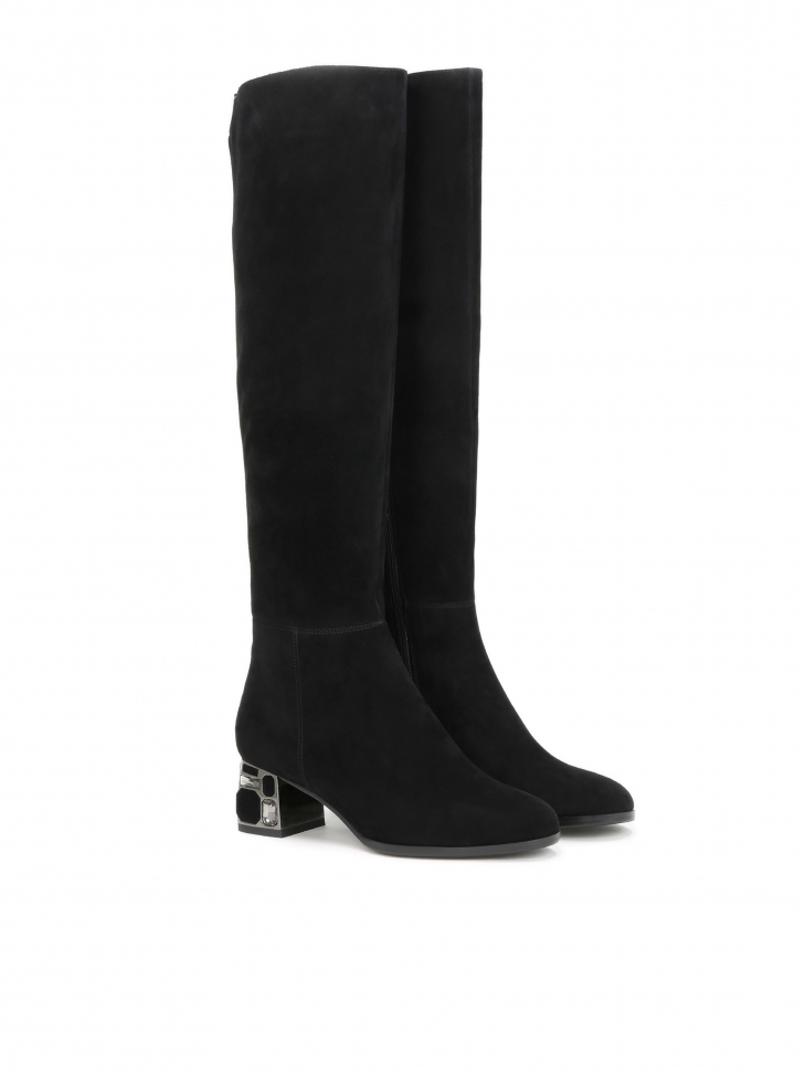 Ladies’ black boots