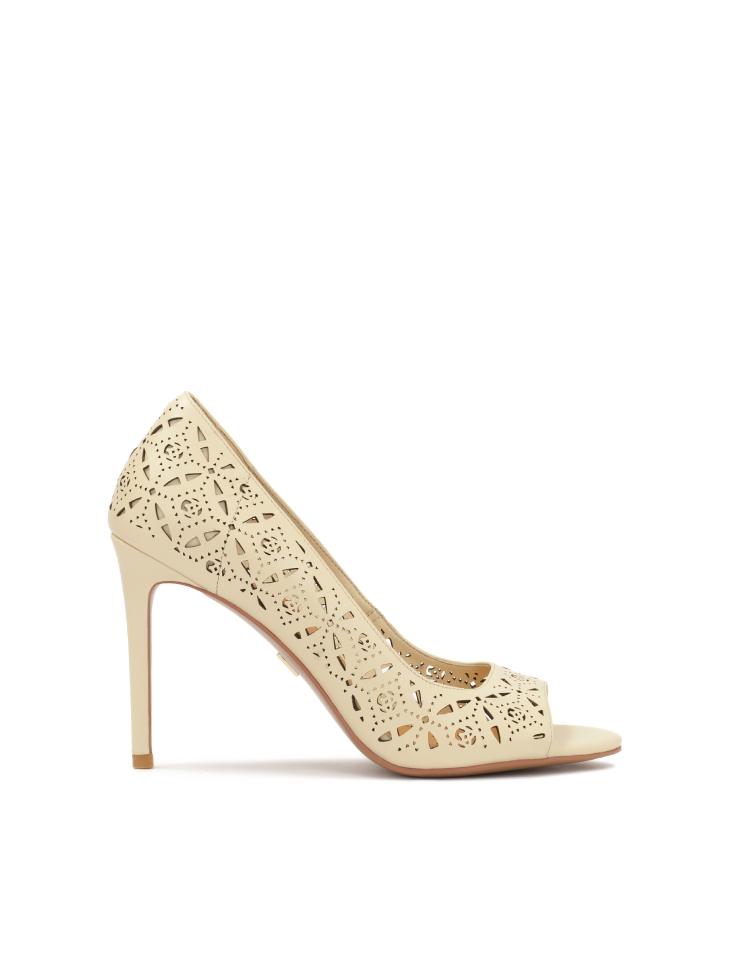Cream peep toe pumps with openwork pattern