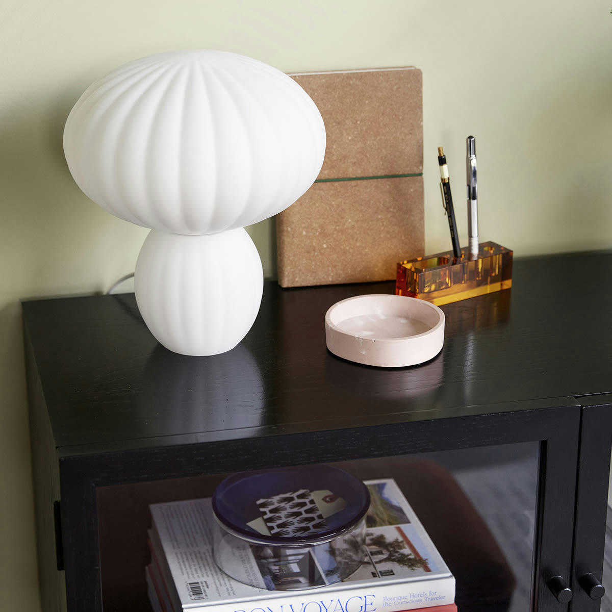 MUSEUM - Table console en verre, placage de chêne et bois de chêne noir