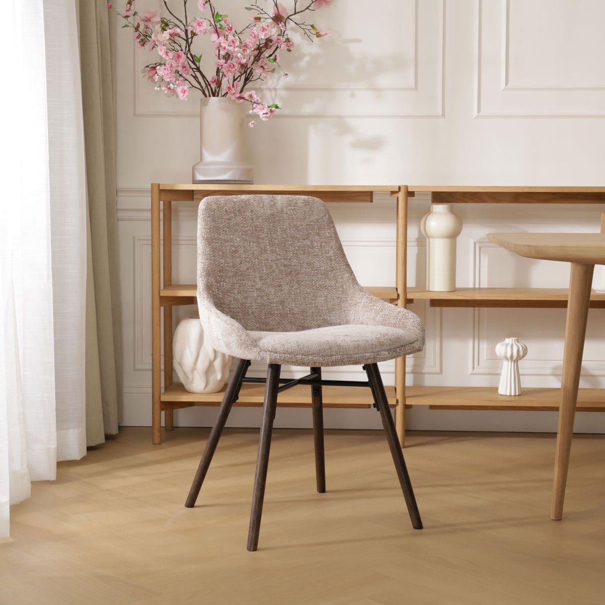 Nolon Nena-Isa Eetkamerstoel Bruin - Stof - Walnoot Poten