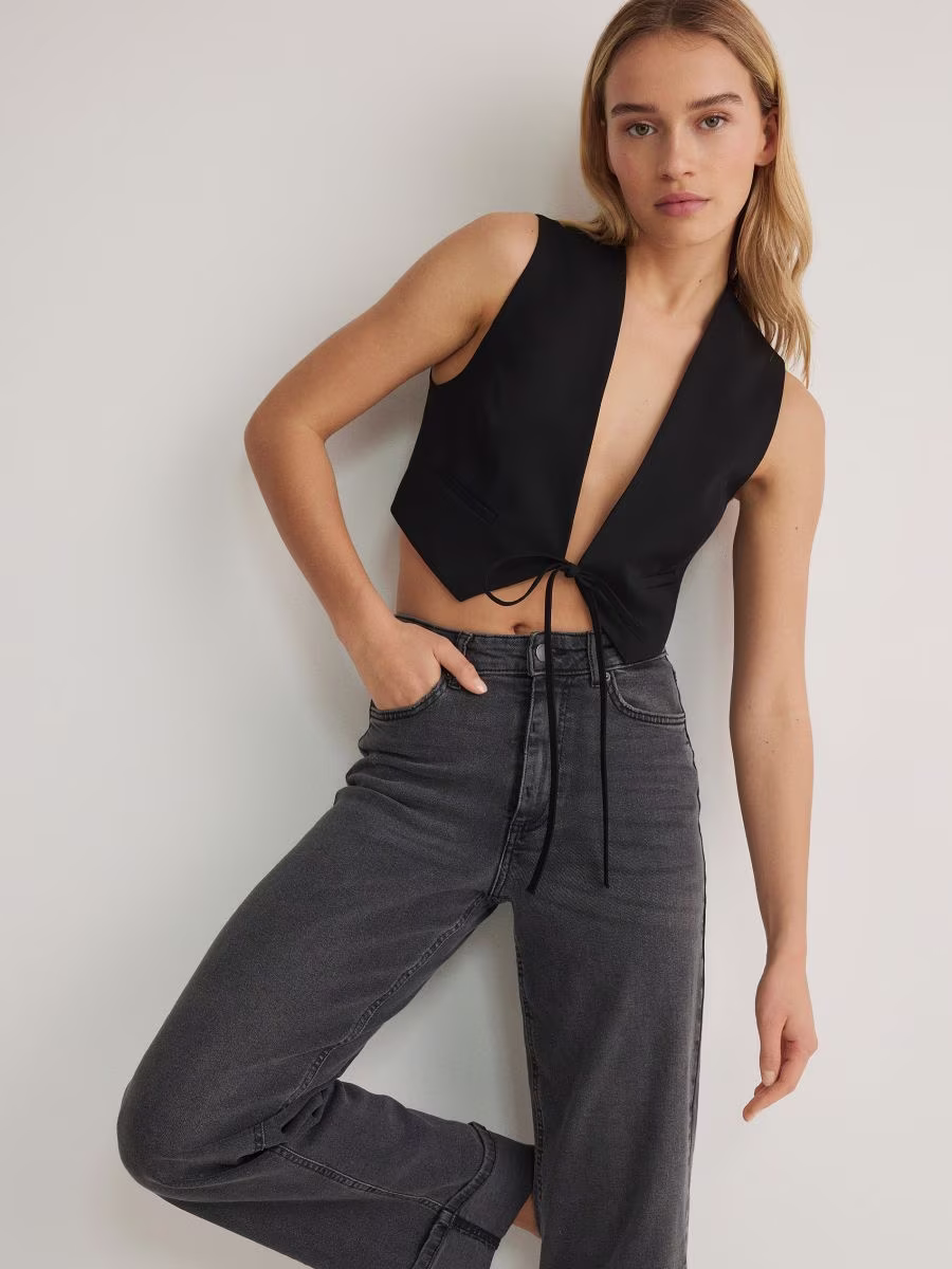 Straight Jeans
