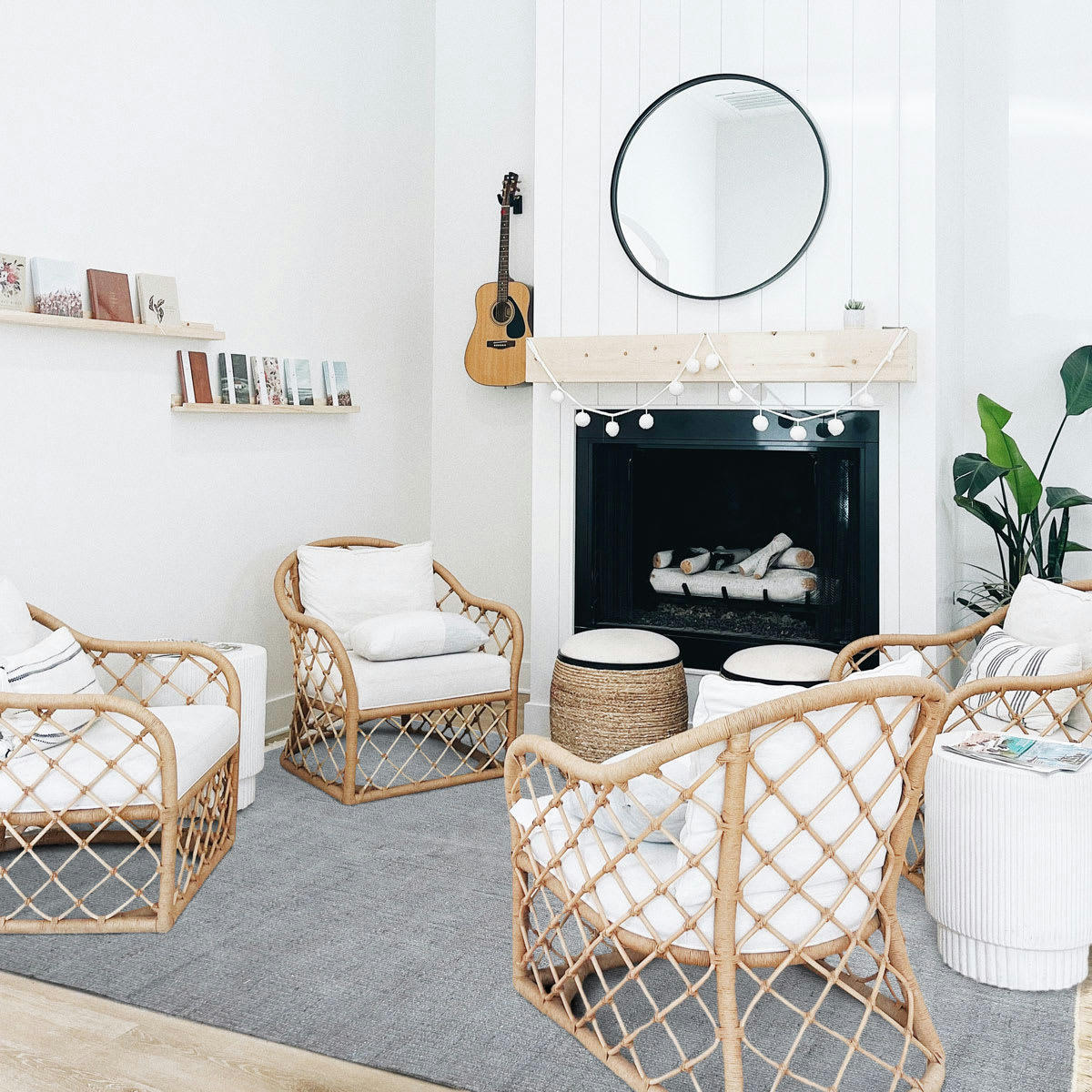 ESSENCE - Tapis en jute et coton avec franges gris clair 160x230