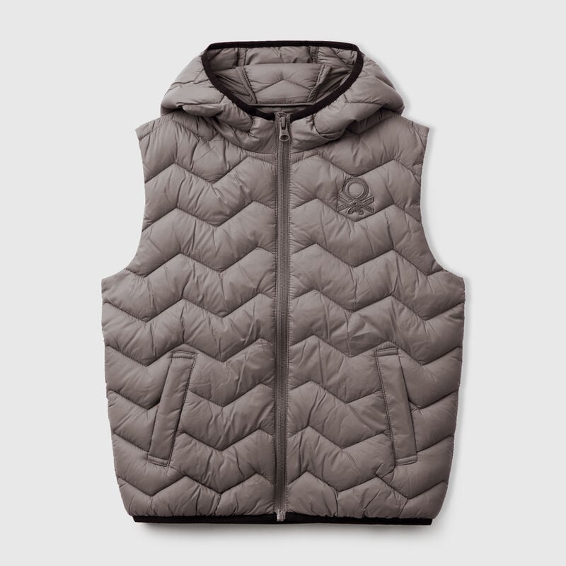 Padded vest with hood