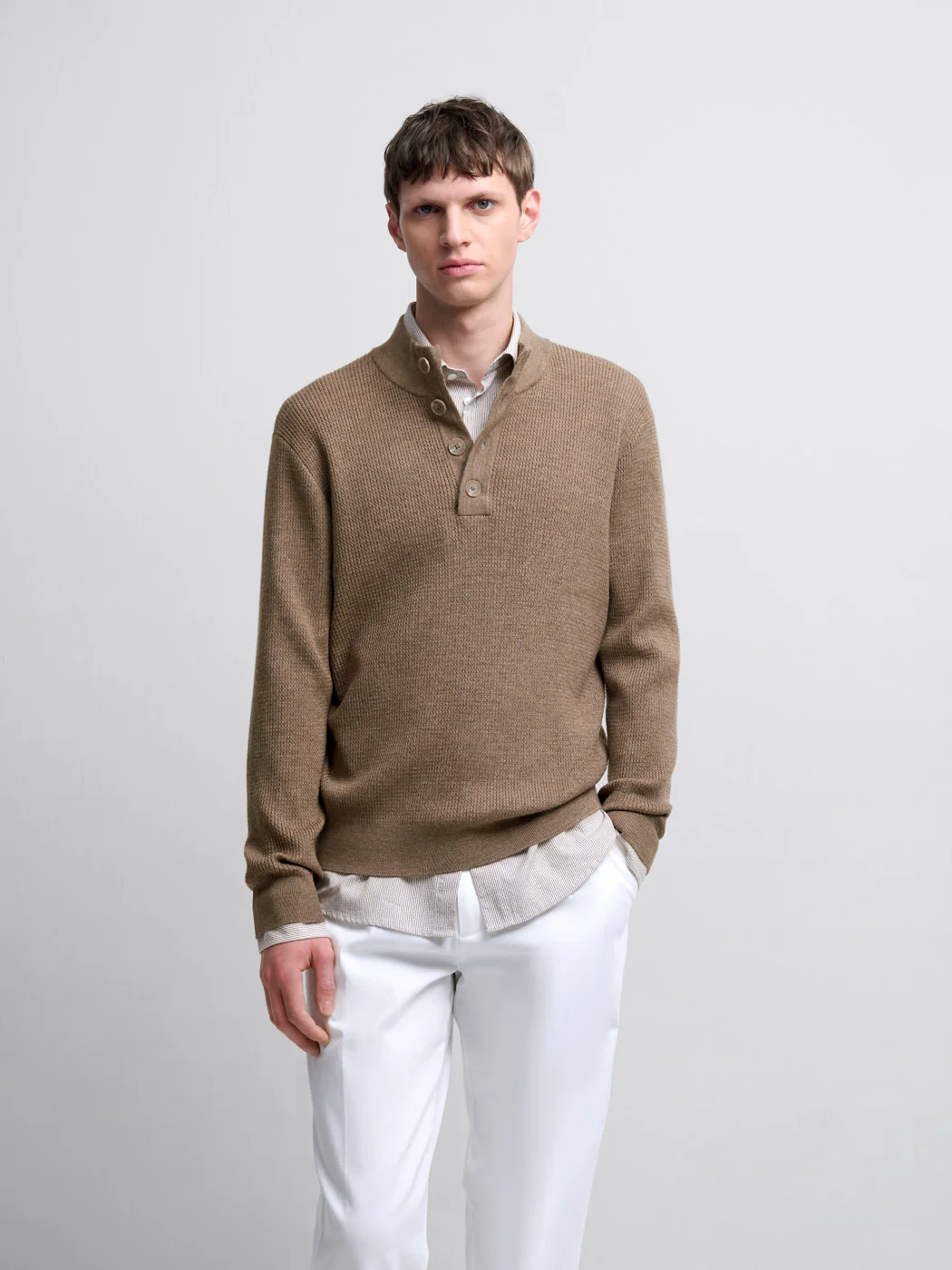 Pull col montant boutonné