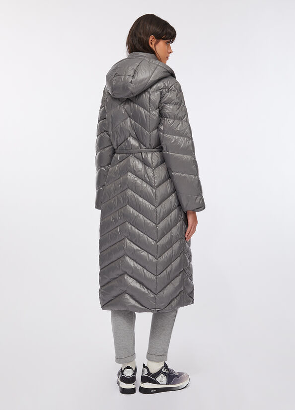 Piumino lungo con cappuccio