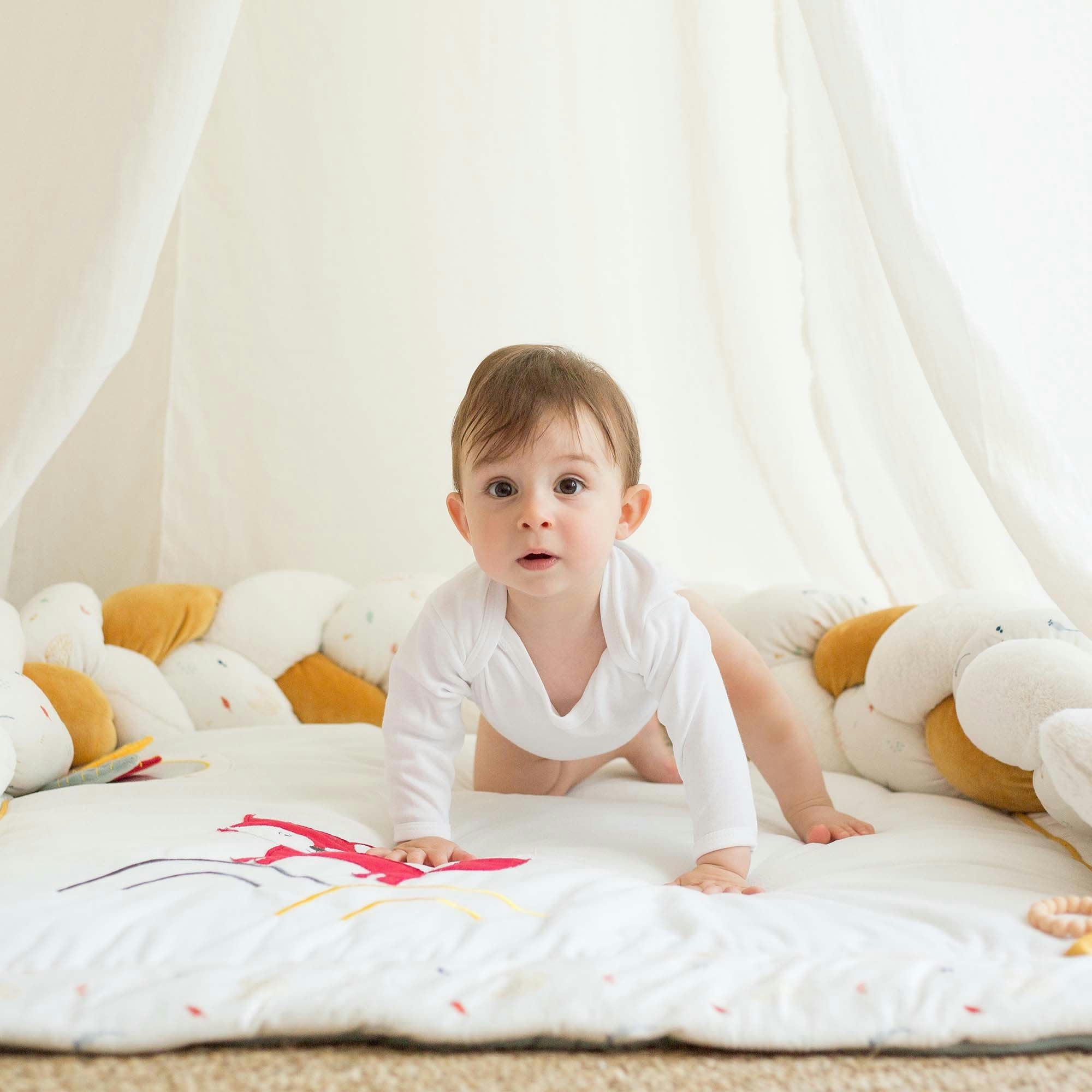 - Tresse décorative Cache-cache en forêt (200 cm)