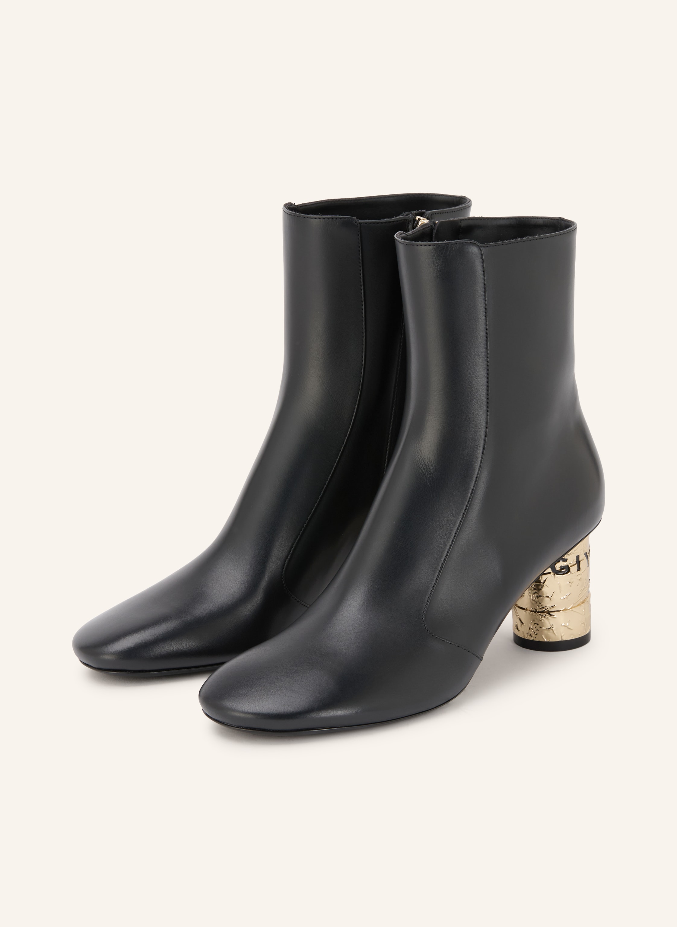 GIVENCHY Stiefeletten