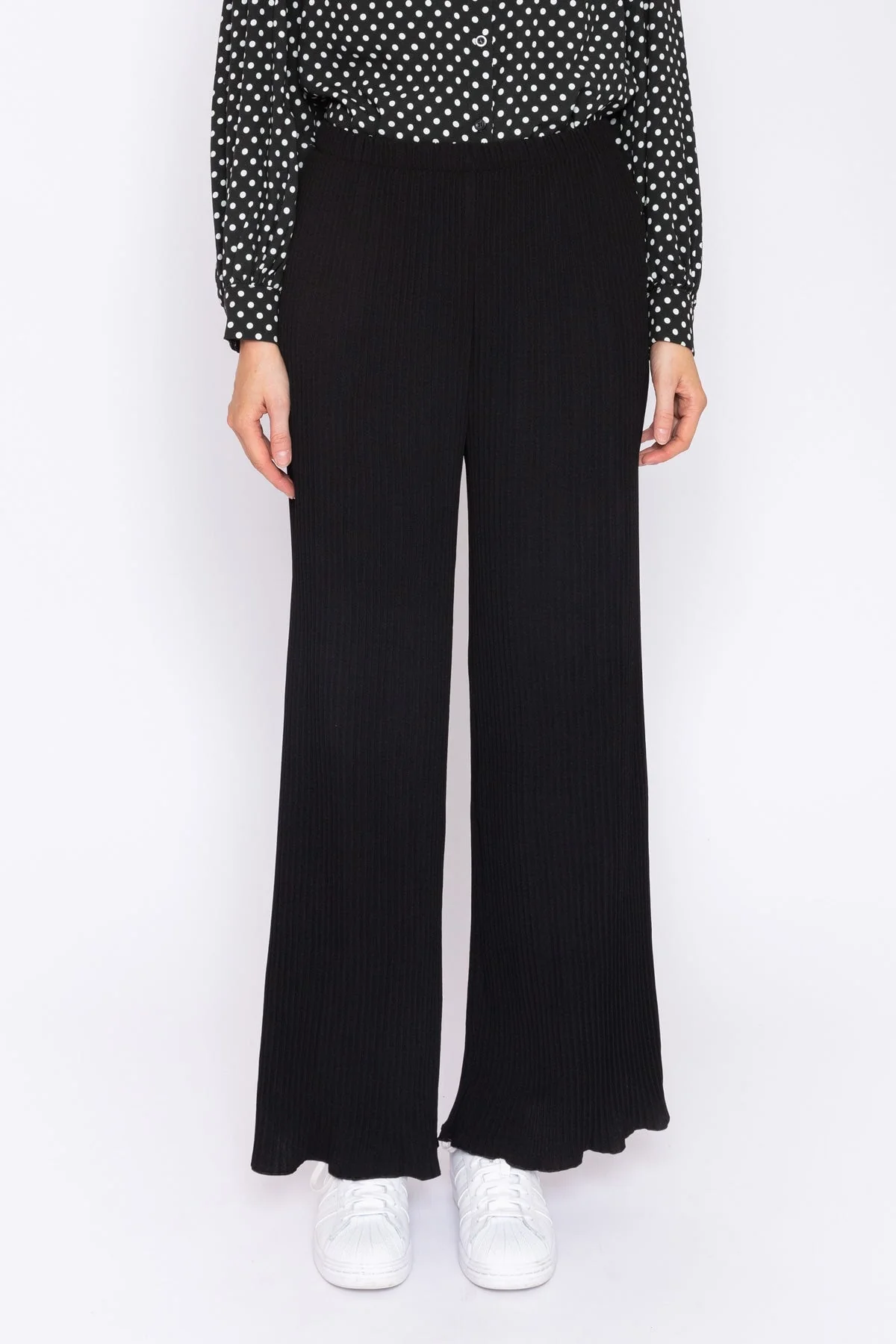 Plisse Pants in Black