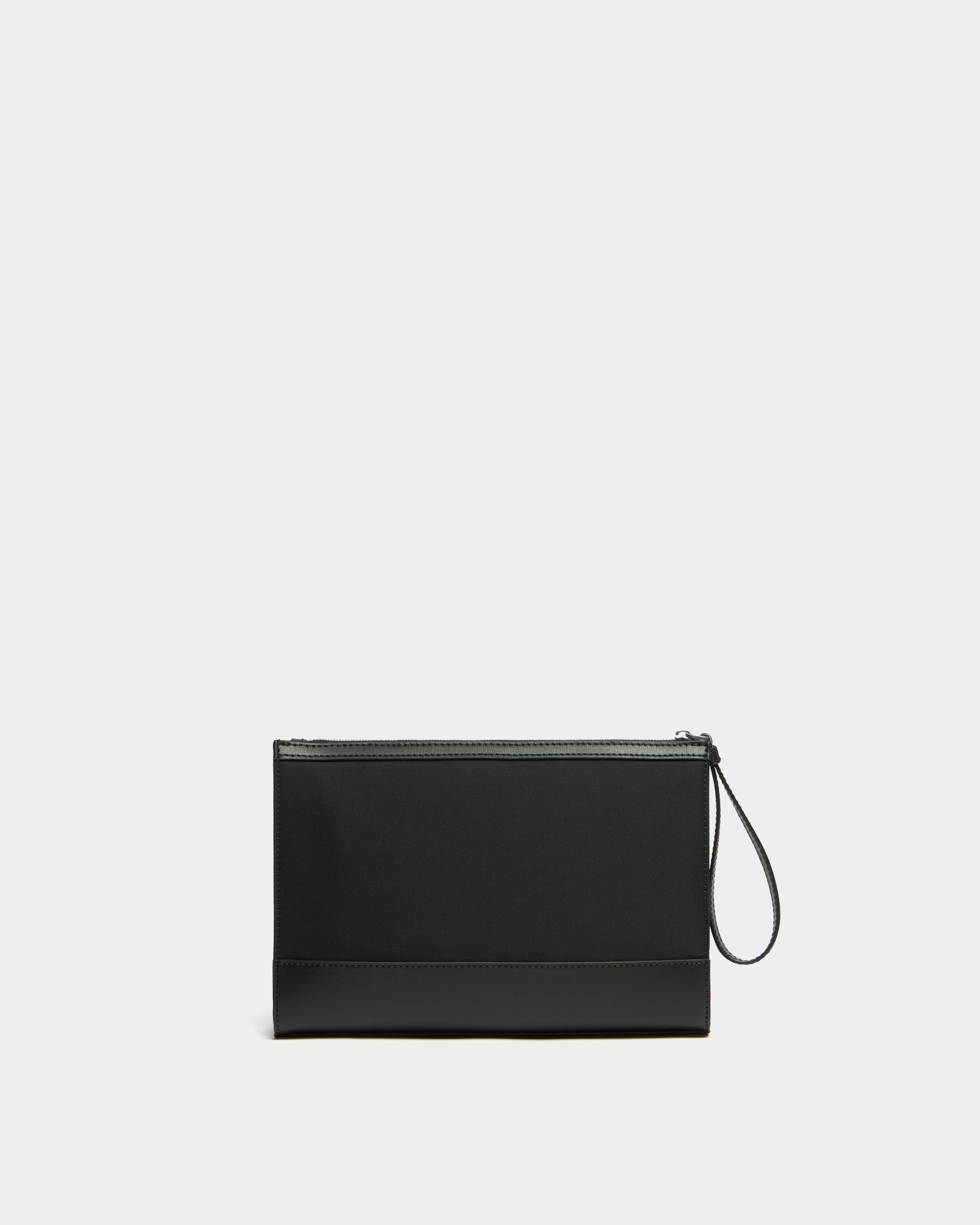 Vogel Clutch aus Nylon und recyceltem Leder in Schwarz