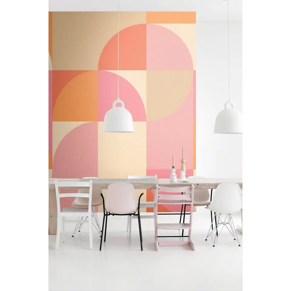 ESTAhome fotobehang cirkels in Bauhaus stijl oranje en roze - 2.5 x 2.79 m