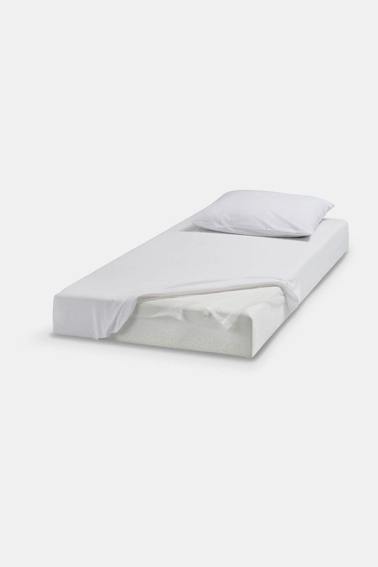 Care Plus Bugsheet Durallin Impregnated