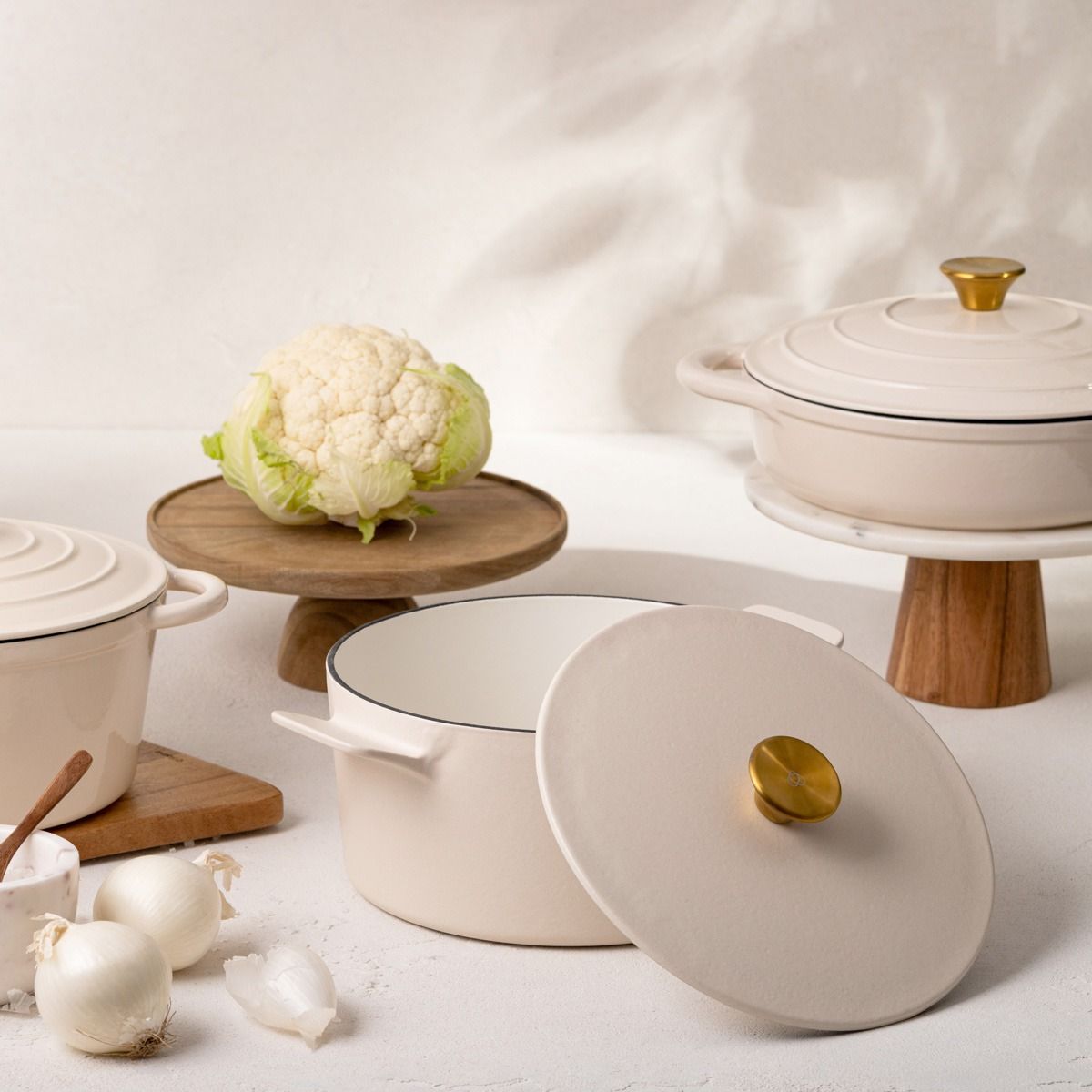 Garnek żeliwny ANDREAS beżowy matowy 5 l