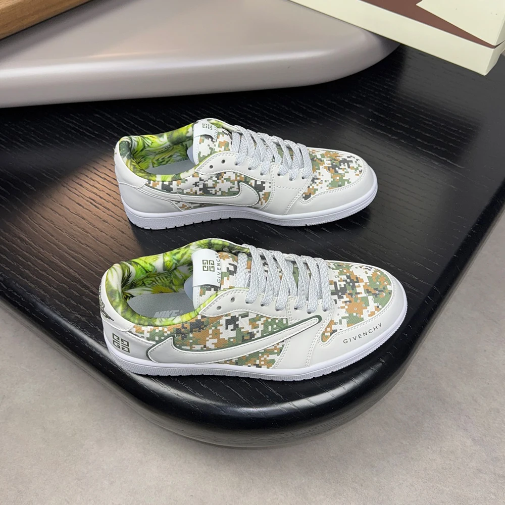 Travis Scott X Nike Air Jordan 1 Low X Givenchy Sneakers