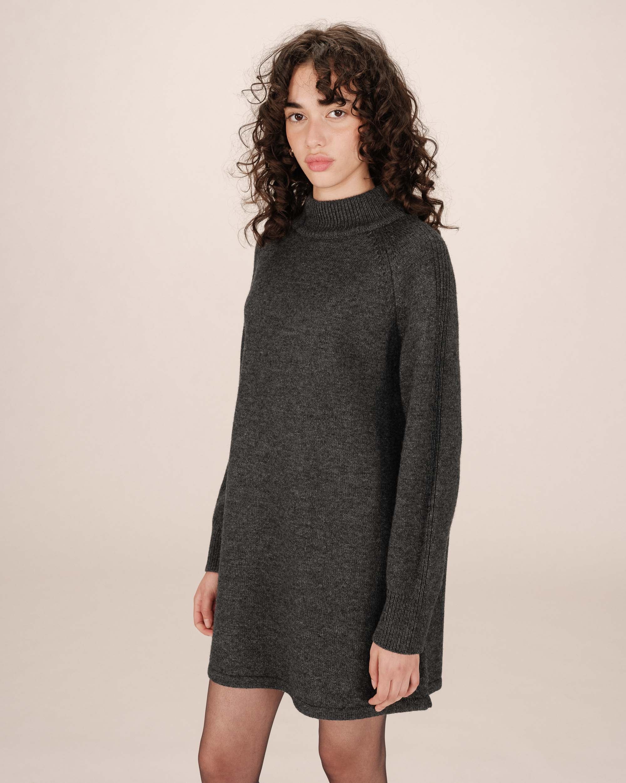 Robe pull courte anthracite Sandrine