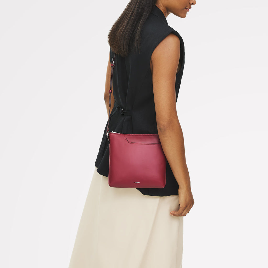Pockets - Small Ziptop North-South Cross Body Bag