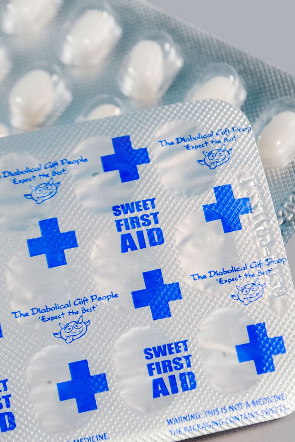 Diabolical Gifts Golfaddictanol - Joke Prescription Mint Sweets