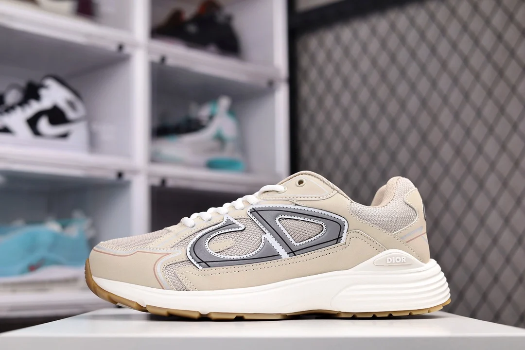 Dior B30 Dad Sneakers Biege