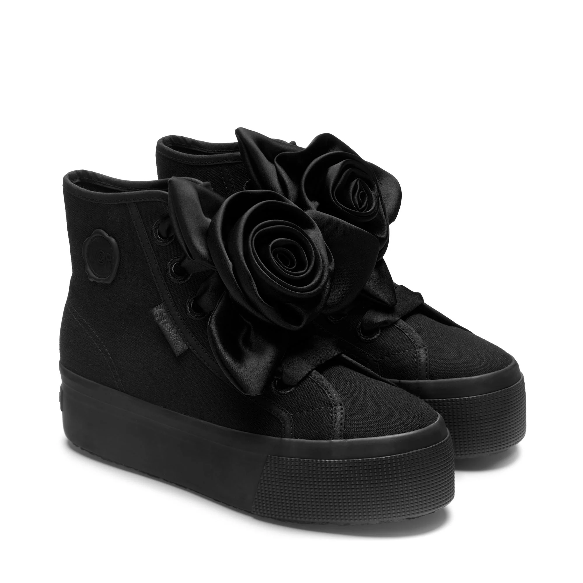 2708 HI TOP BIG SATIN ROSE
