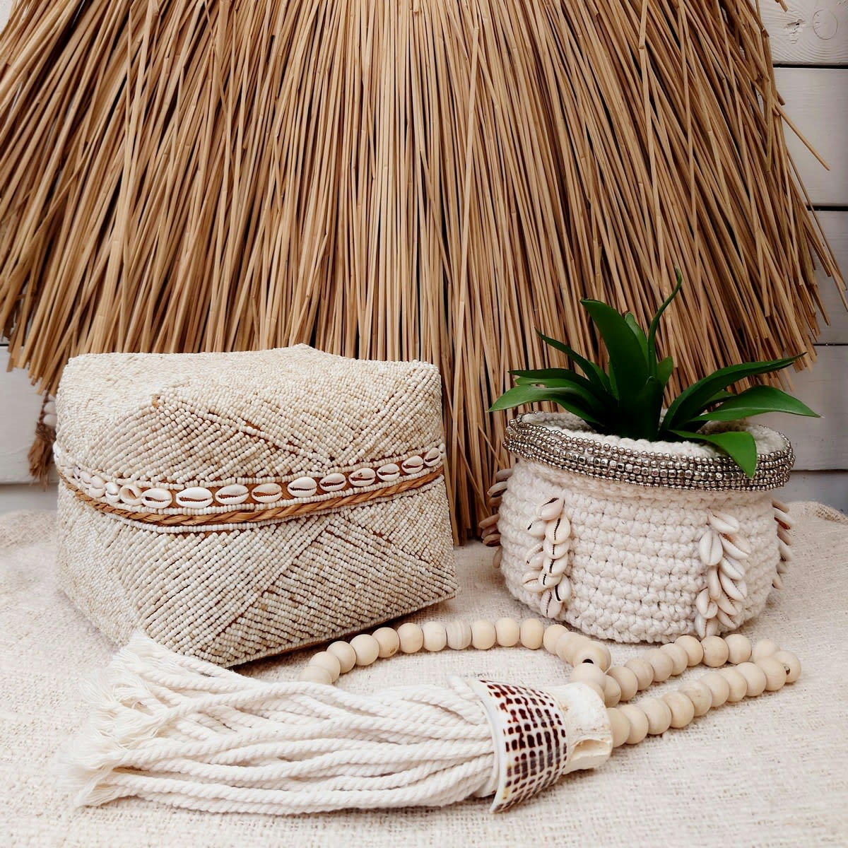 ZARA - Boite décorative avec coquillages,  beige 15 x 15cm