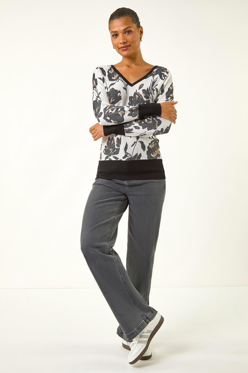Roman Floral Print V-Neck Knit Jumper
