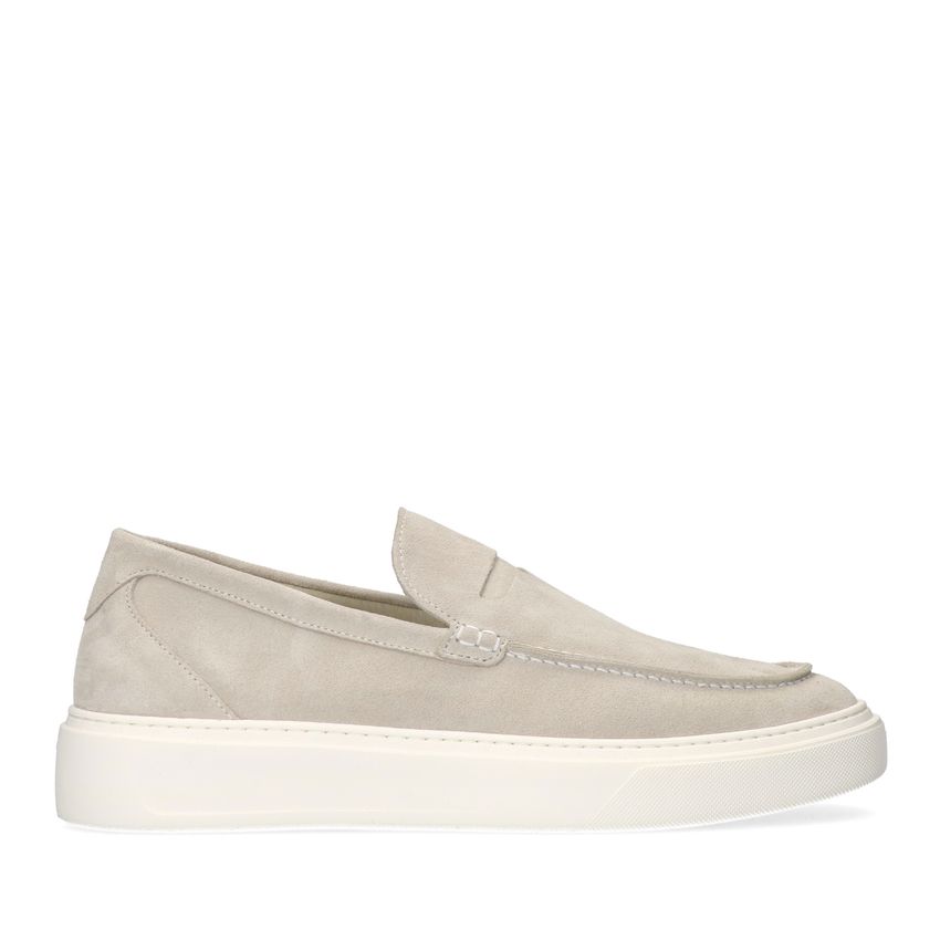 Manfield Beige suède loafers met sportieve zool