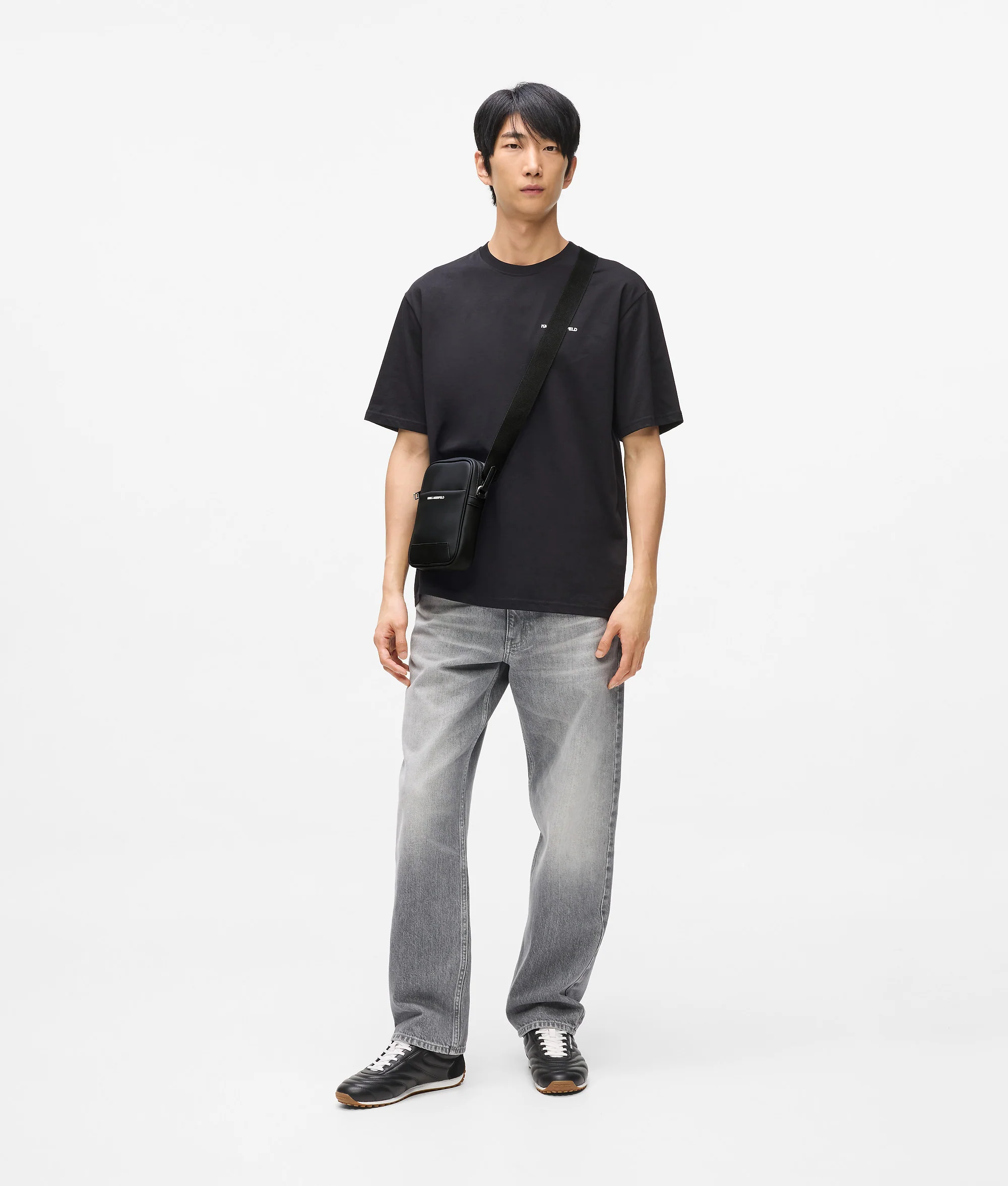 Sac bandoulière avec logo minimaliste