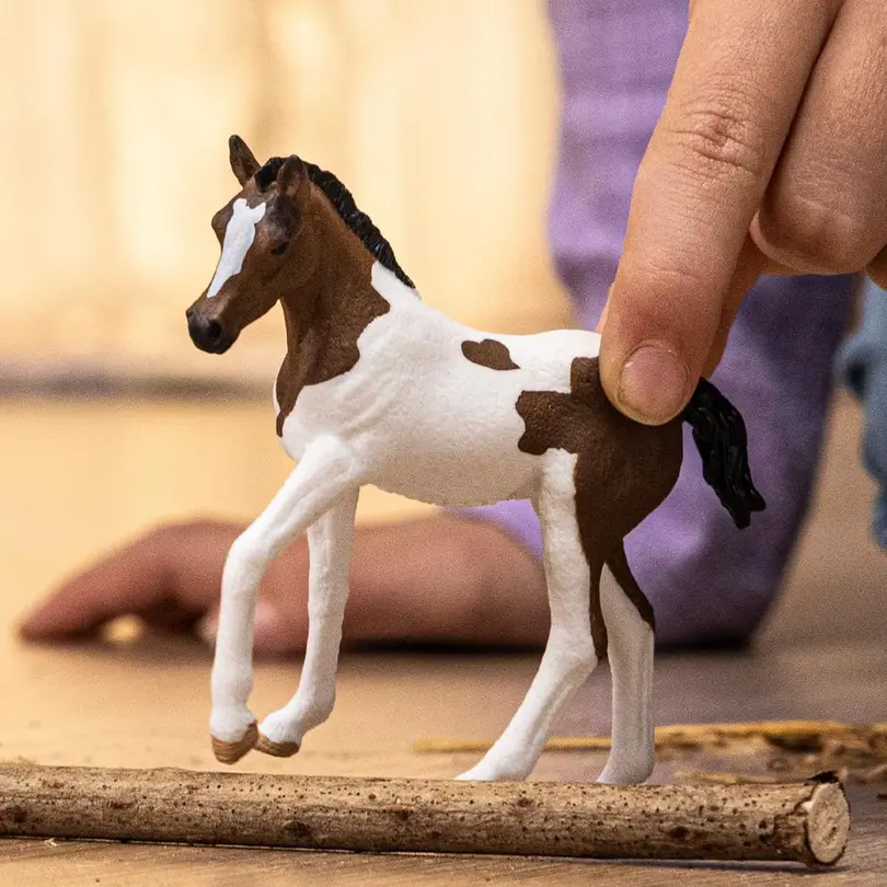 Spielzeugpferd Horse Club