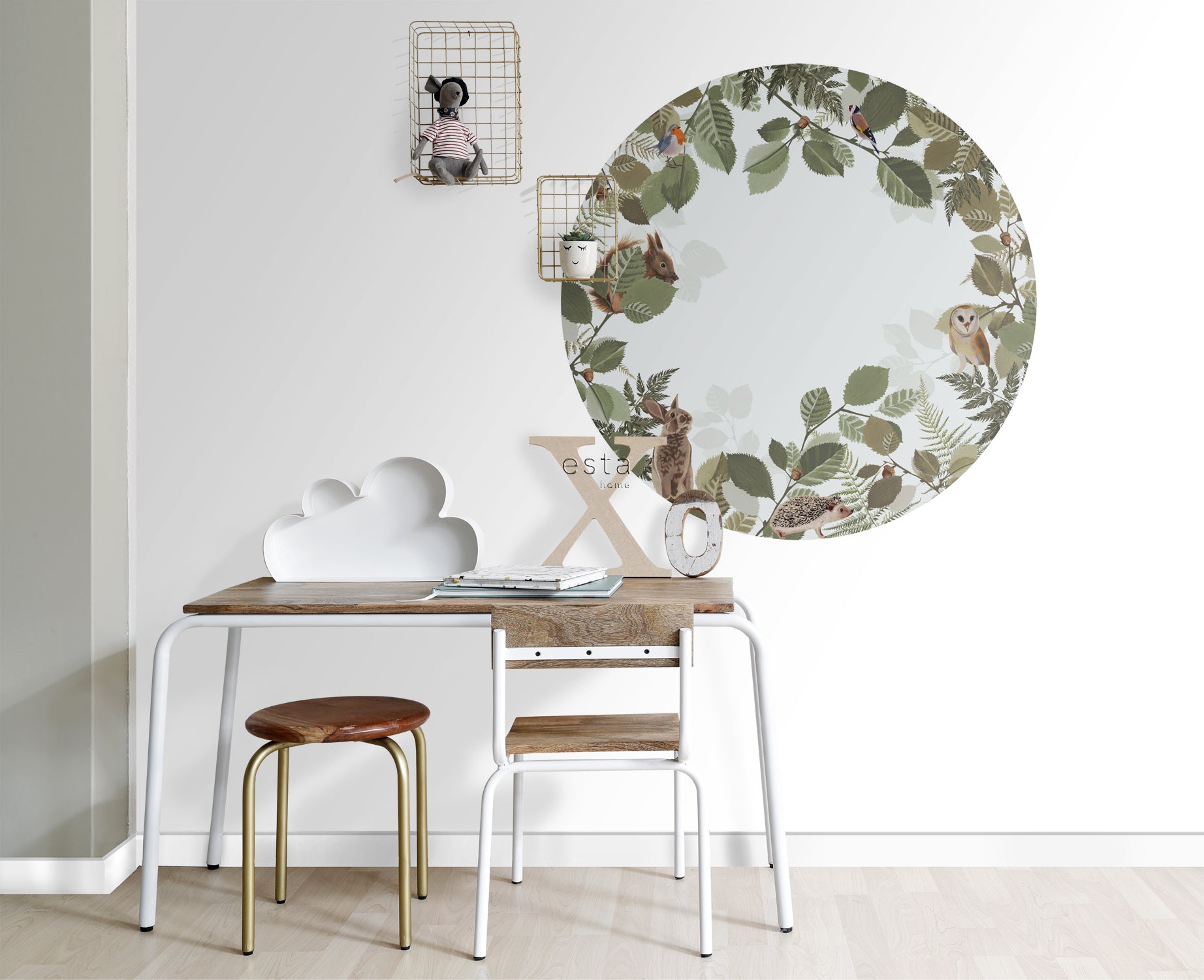 ESTAhome zelfklevende behangcirkel bosdieren groen en bruin - Ø 70 cm - 159069